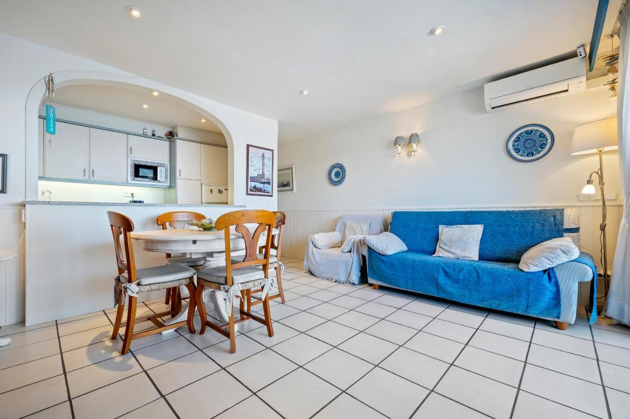 Hauzify I Apartament Capellans Салоу Екстер'єр фото